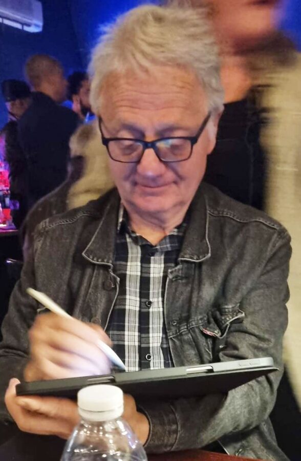 Caricaturist Simon Ellinas Caricaturist Drawing caricatures in London on iPad